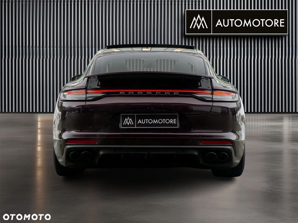 Porsche Panamera 4 Platinum Edition - 8