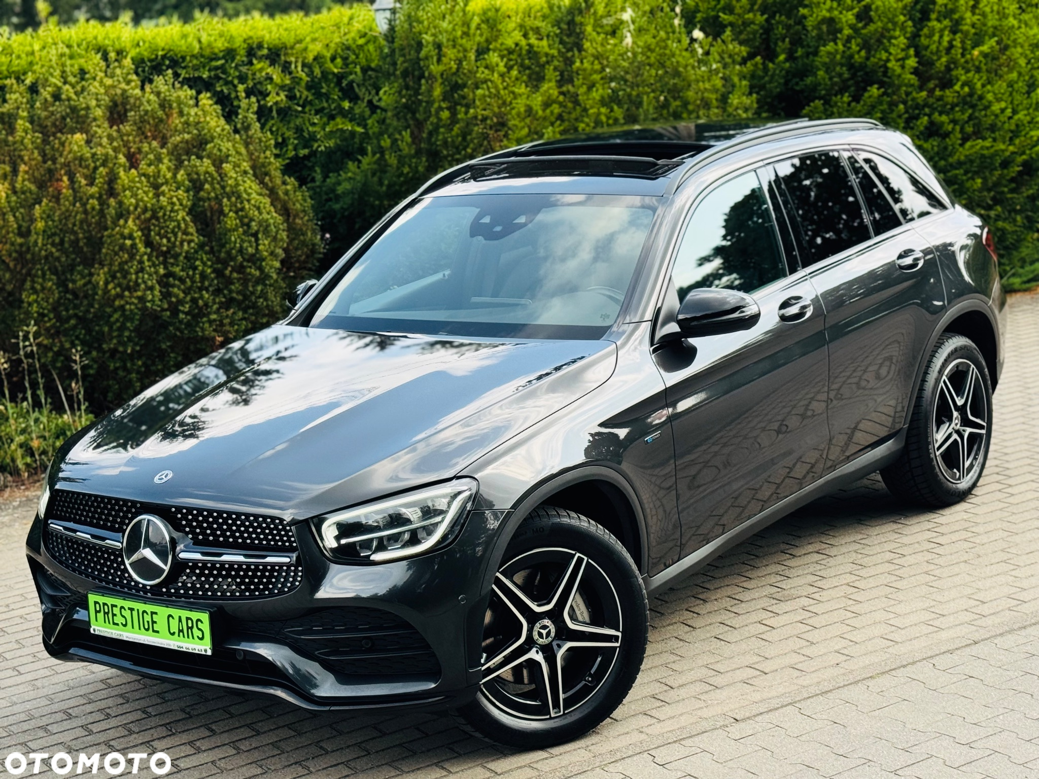 Mercedes-Benz GLC 220 d 4Matic 9G-TRONIC AMG Line - 24
