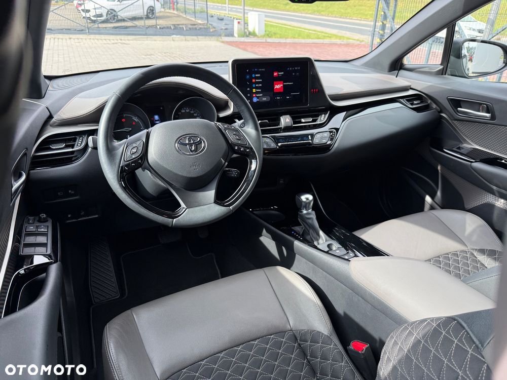 Toyota C-HR 1.8 Hybrid Executive - 31