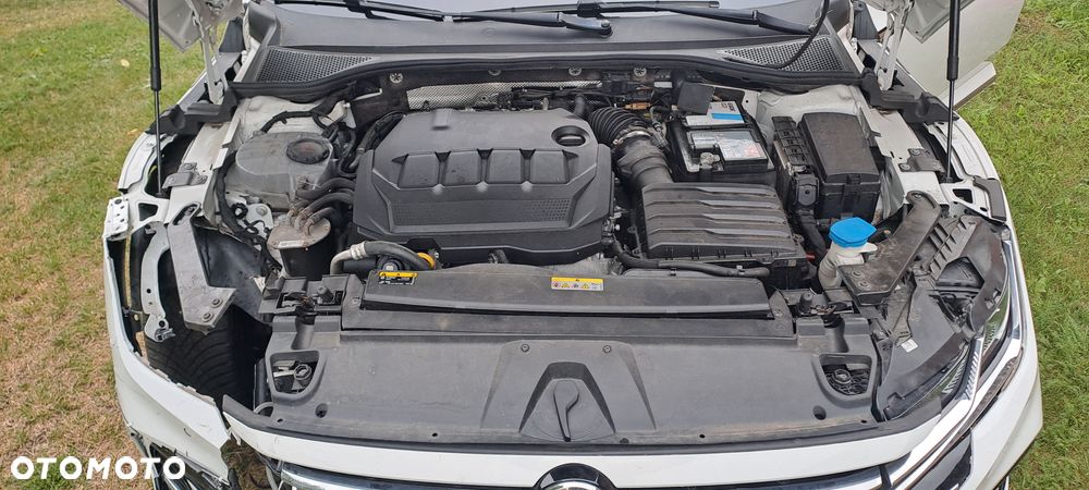 Volkswagen Arteon 2.0 TDI SCR R-Line DSG - 10