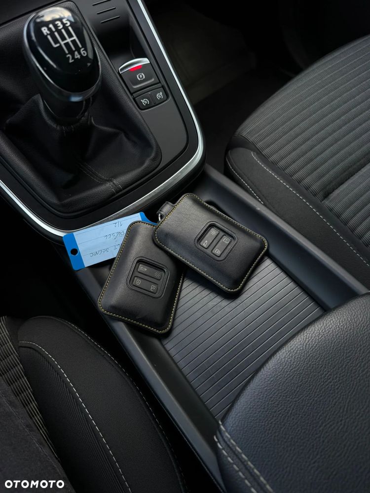 Renault Grand Scenic - 22