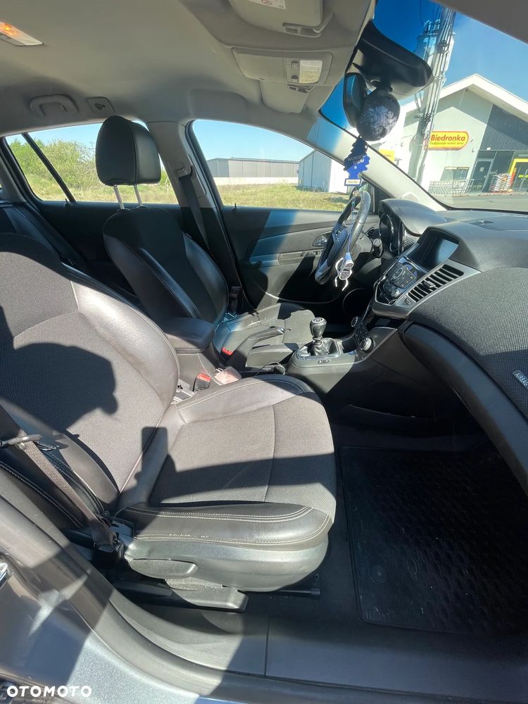 Chevrolet Cruze 1.7 D LT+ Premium - 8