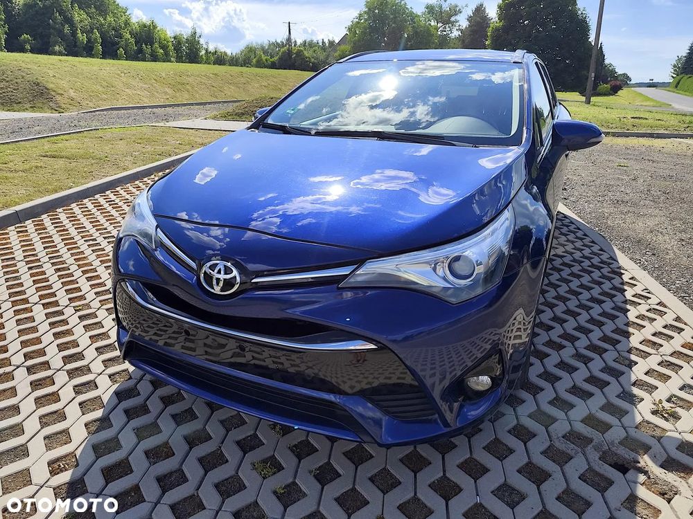 Toyota Avensis - 7