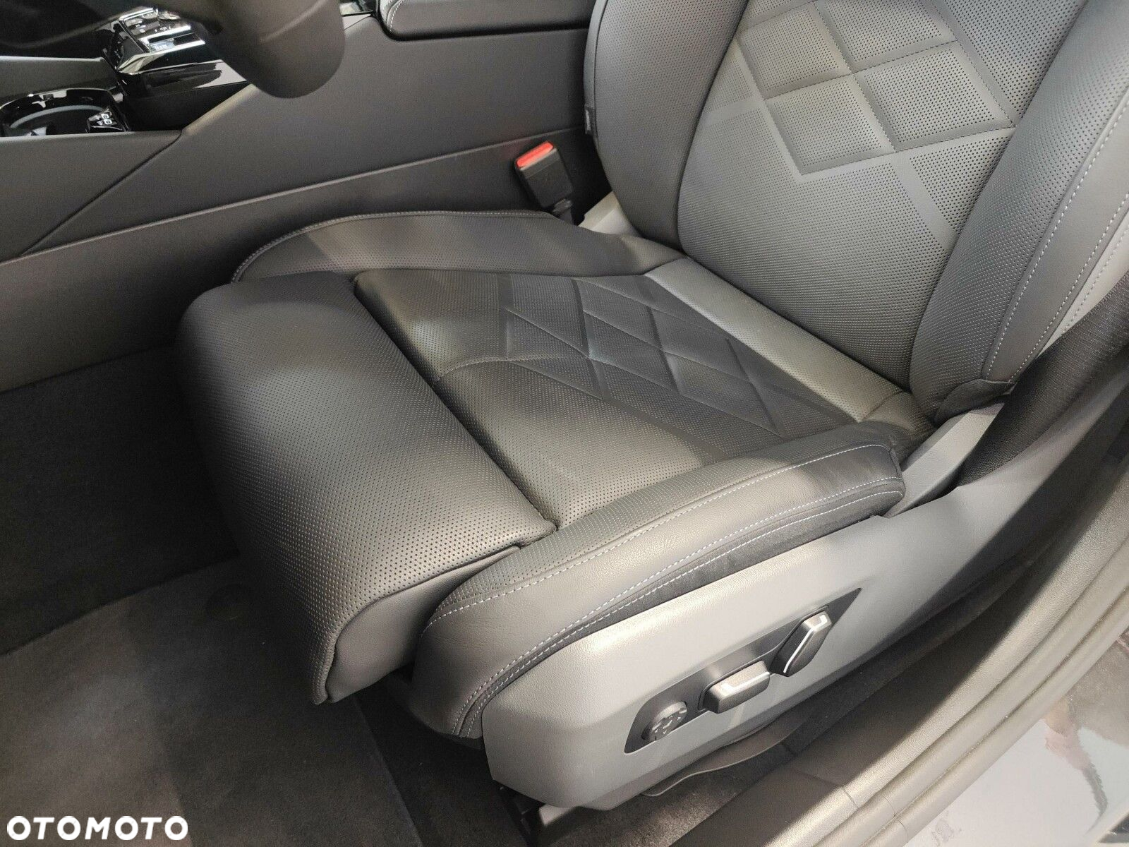 BMW Seria 5 - 13