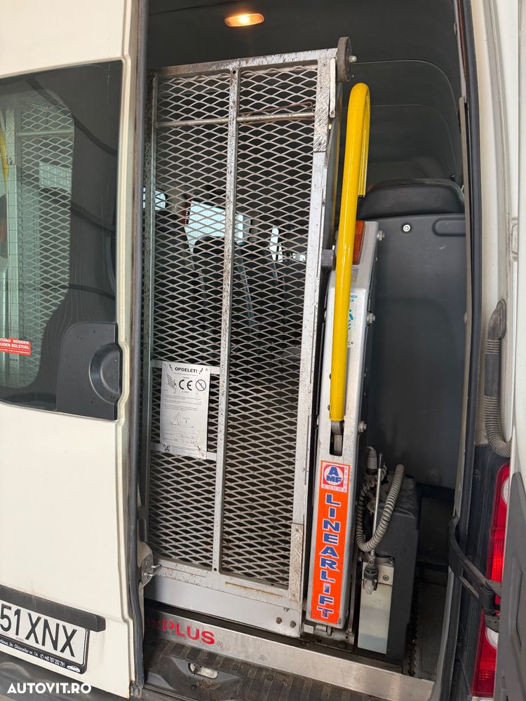 Volkswagen Crafter - 9