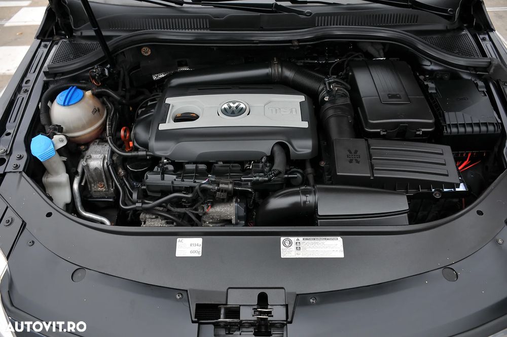 Volkswagen Passat CC - 24
