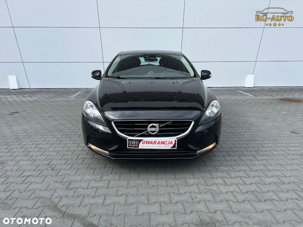 Volvo V40 - 16