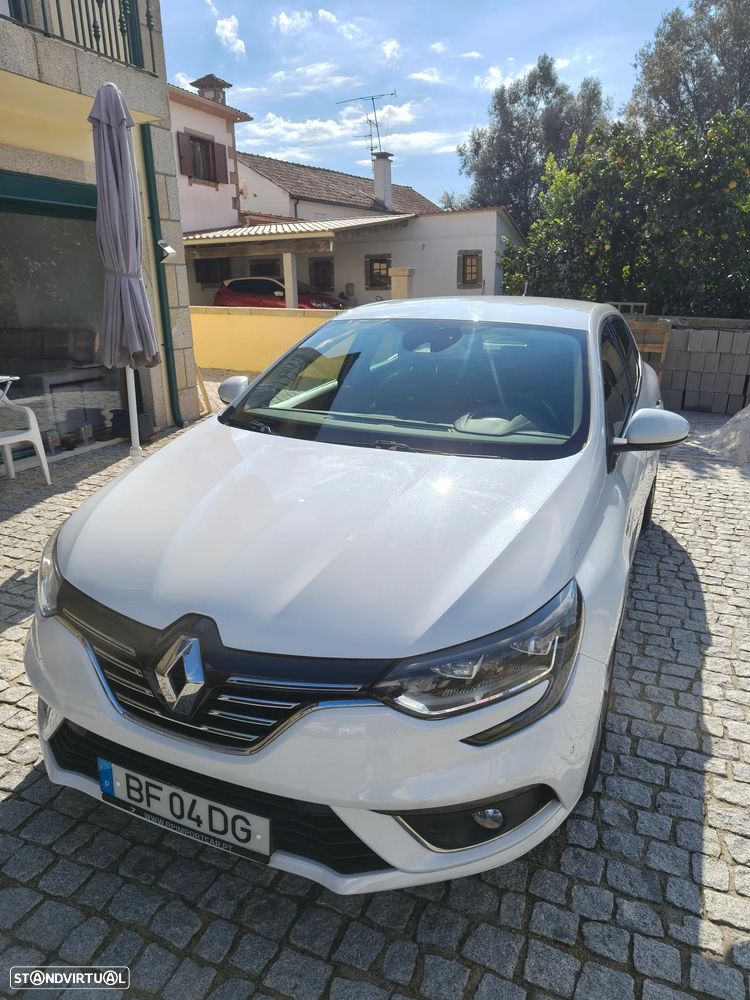 Renault Mégane 1.5 dCi Bose Edition - 3