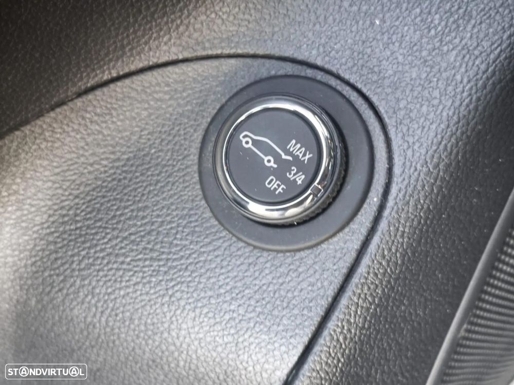 Opel Astra Sports Tourer 1.5 D S&S Auto Business Elegance - 36