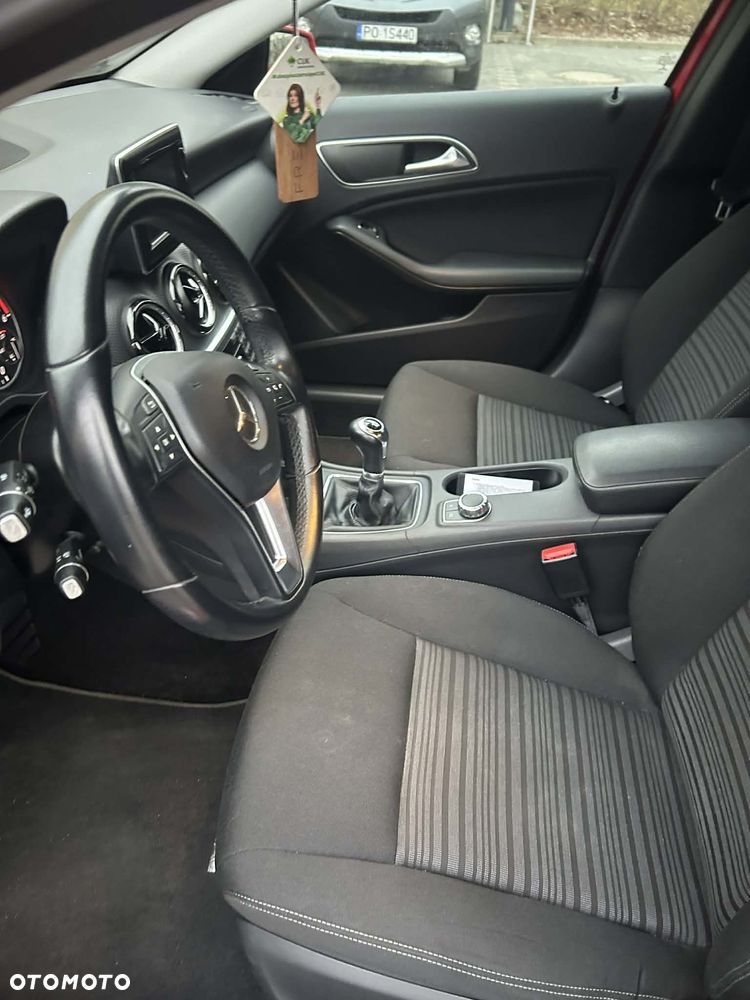 Mercedes-Benz Klasa A 180 CDI (BlueEFFICIENCY) - 14