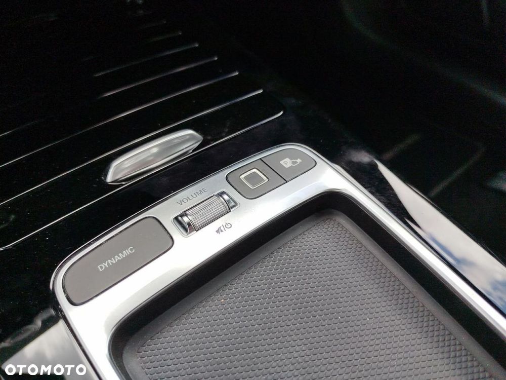 Mercedes-Benz CLA - 18