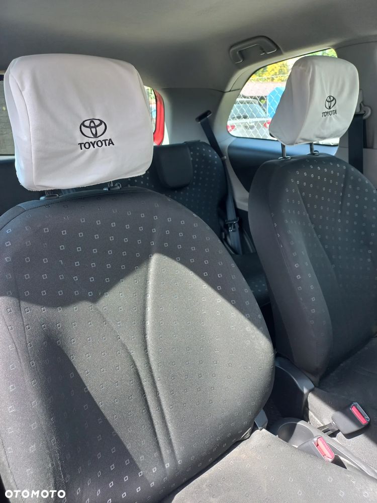 Toyota Yaris 1.3 Sol - 8