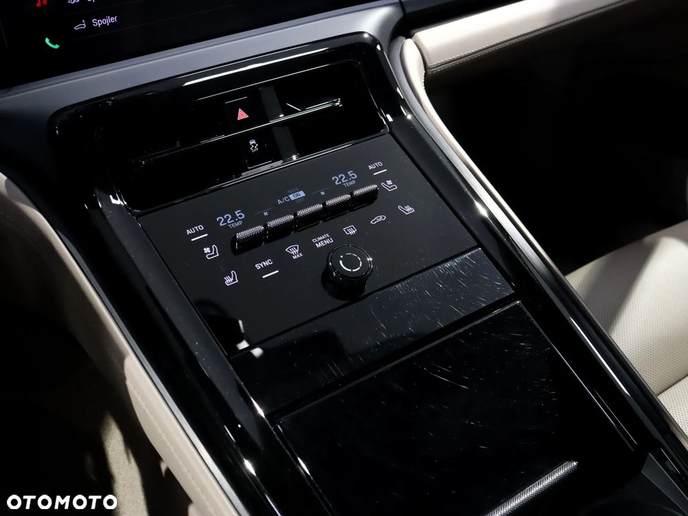Porsche Panamera 4S E-Hybrid PHEV - 26