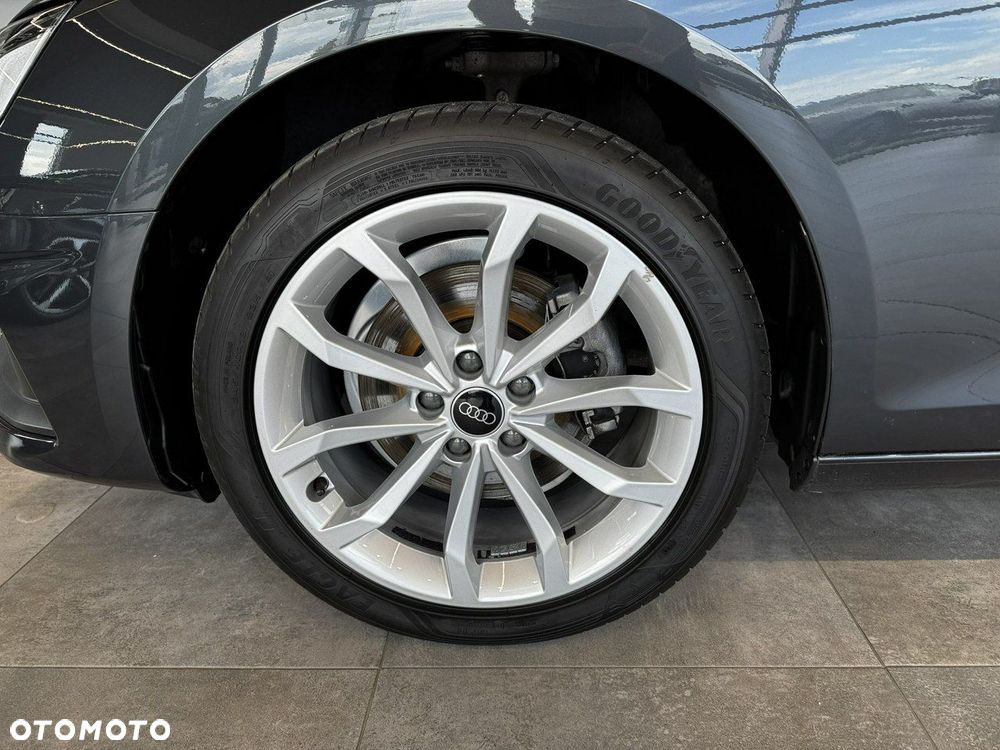 Audi A4 - 12