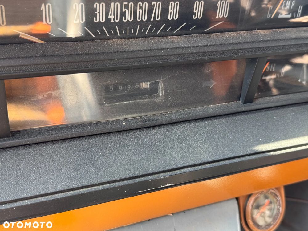 Ford ECONOLINE 300 V8 - 20