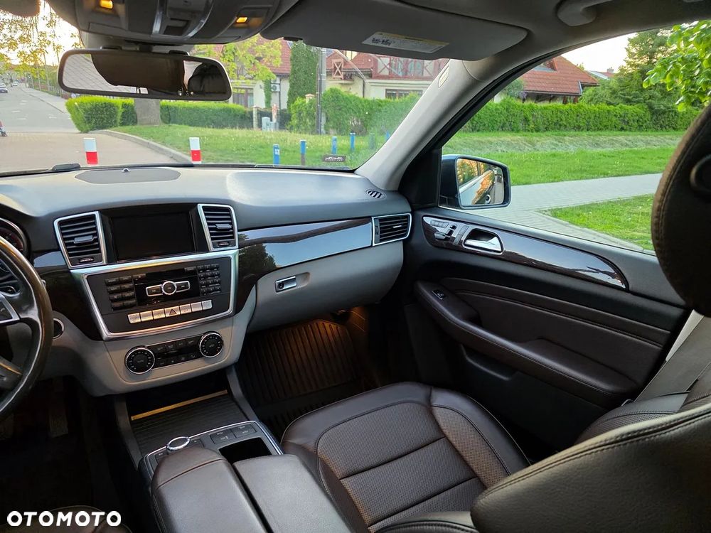 Mercedes-Benz ML 350 BlueTEC 4-Matic - 25