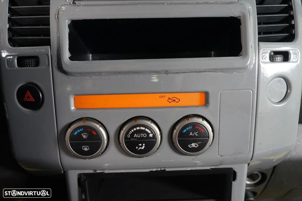 Nissan Navara 2.5 dCi CD SE C-Channel - 31