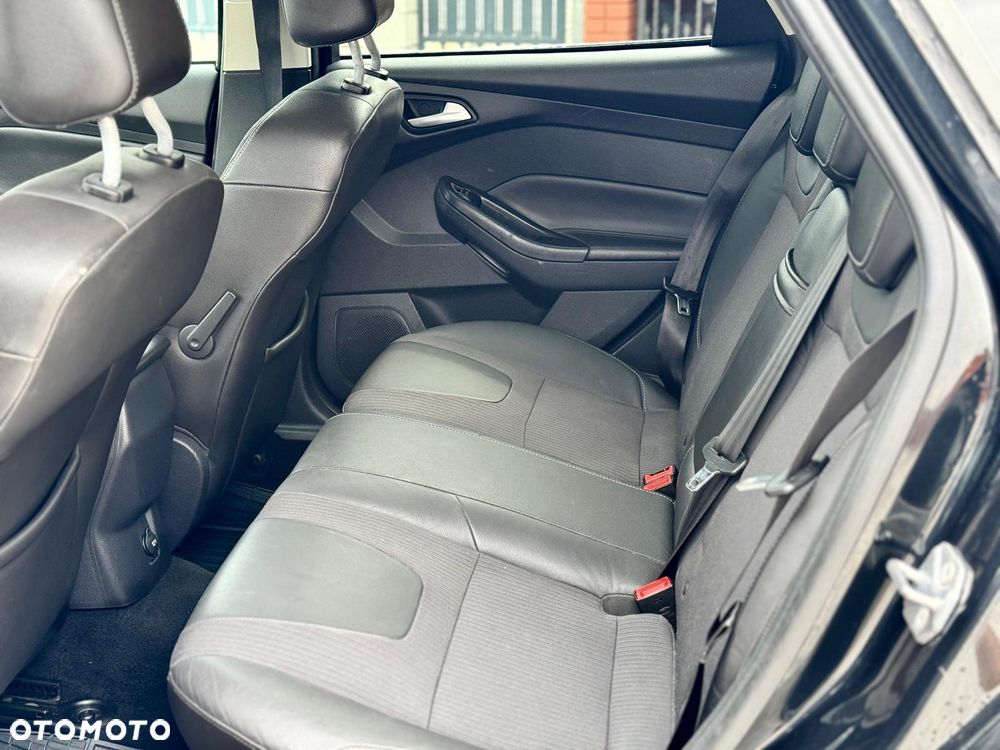Ford Focus SW 1.6 TDCi DPF Titanium - 34