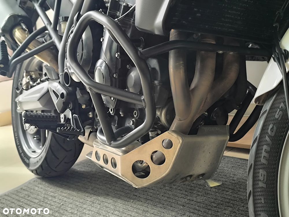 Triumph Tiger - 23