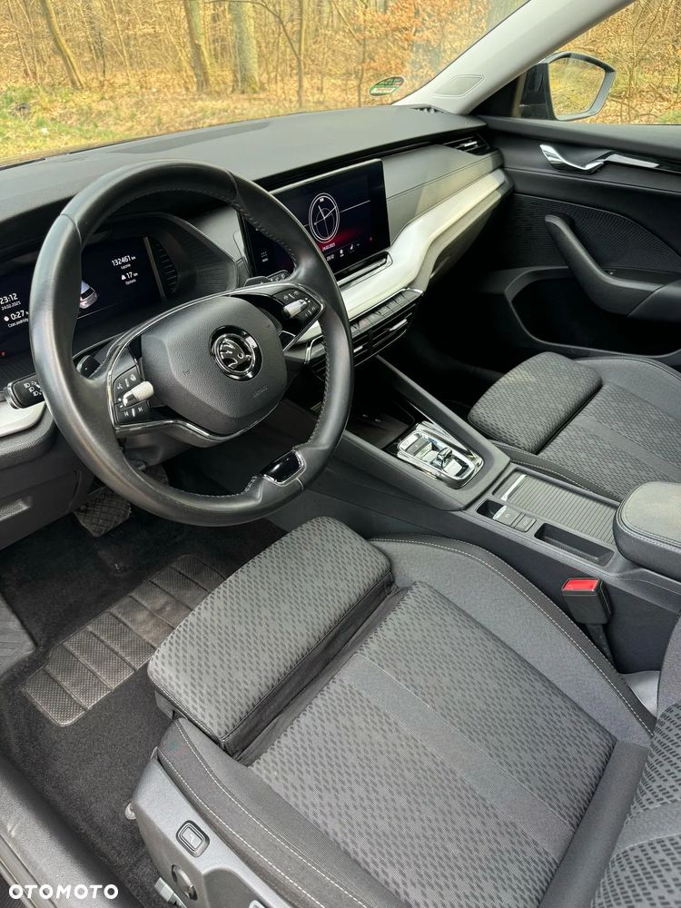 Skoda Octavia 2.0 TDI DSG Clever - 9