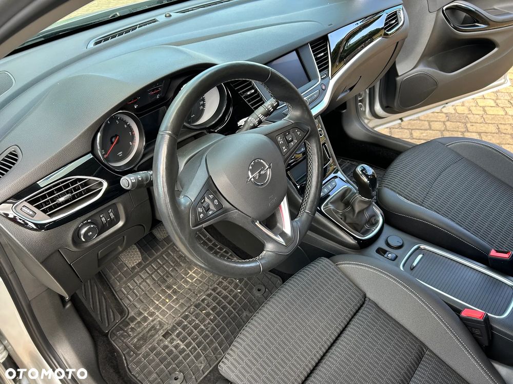 Opel Astra 1.2 T Business Elegance S&S - 5