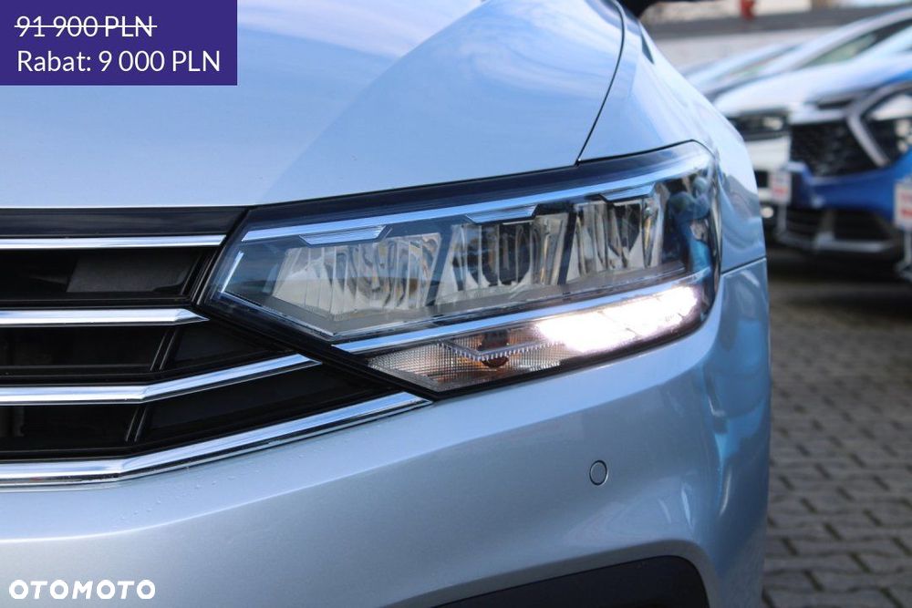 Volkswagen Passat - 10