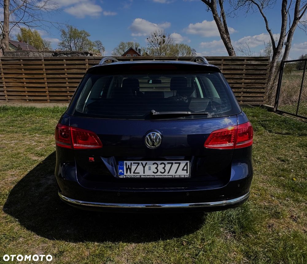 Volkswagen Passat 2.0 TDI Highline - 9
