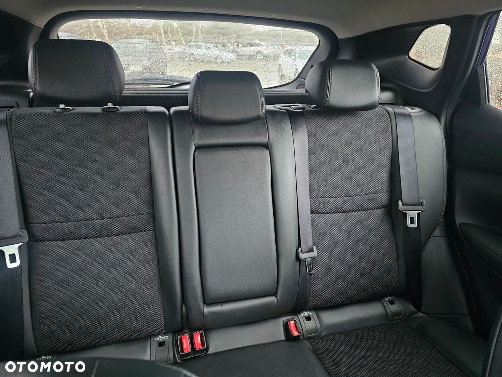 Nissan Qashqai - 38