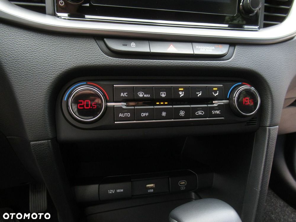 Kia Ceed 1.5 T-GDI M DCT - 18