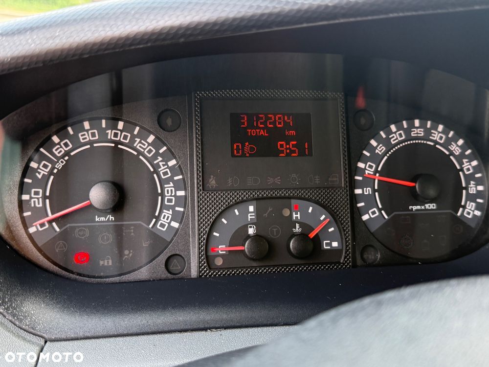 Iveco Daily - 28