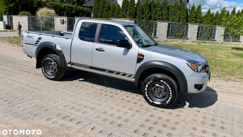 Ford Ranger 2.5 TDCi DC XLT - 11