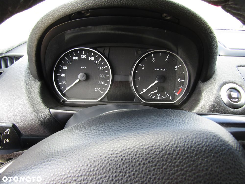 BMW Seria 1 118i - 15