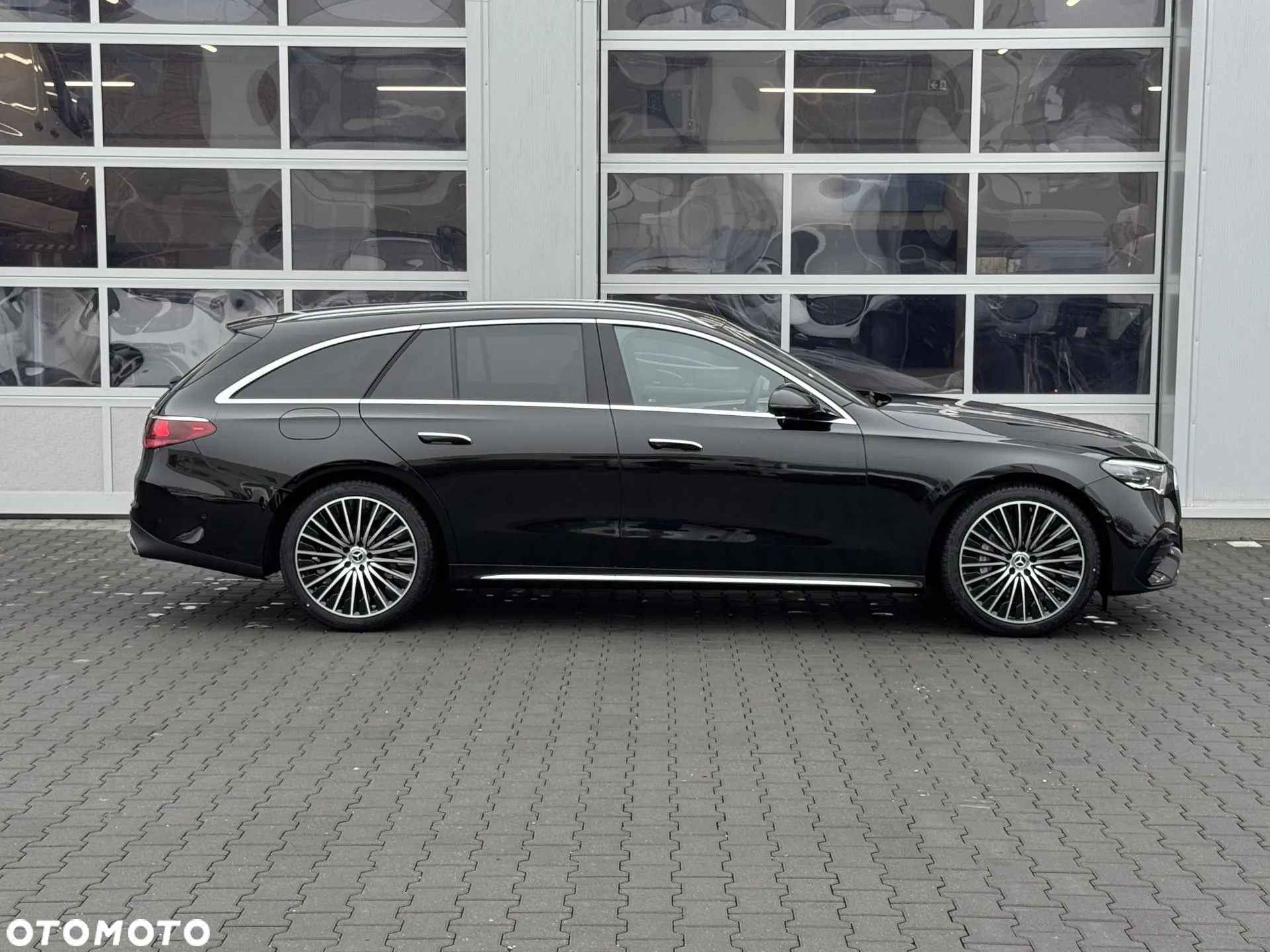 Mercedes-Benz Klasa E 220 d 4Matic 9G-TRONIC - 7