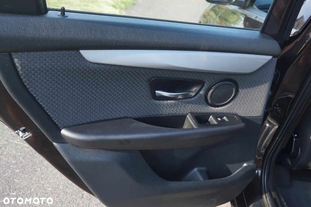 BMW Seria 2 - 16