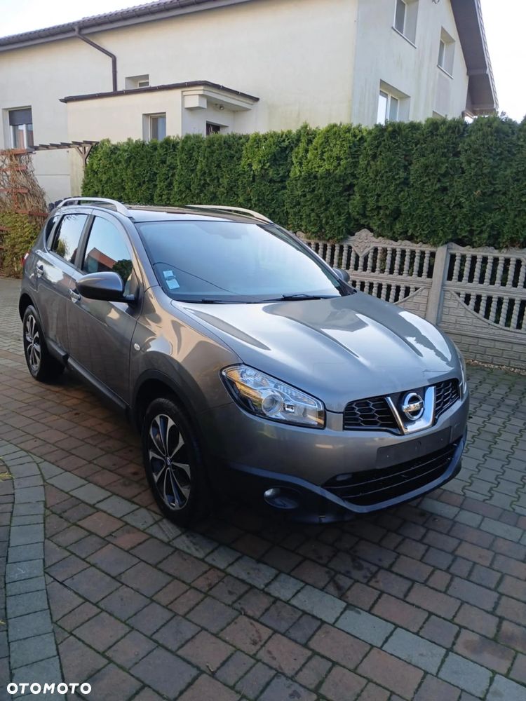 Nissan Qashqai - 1