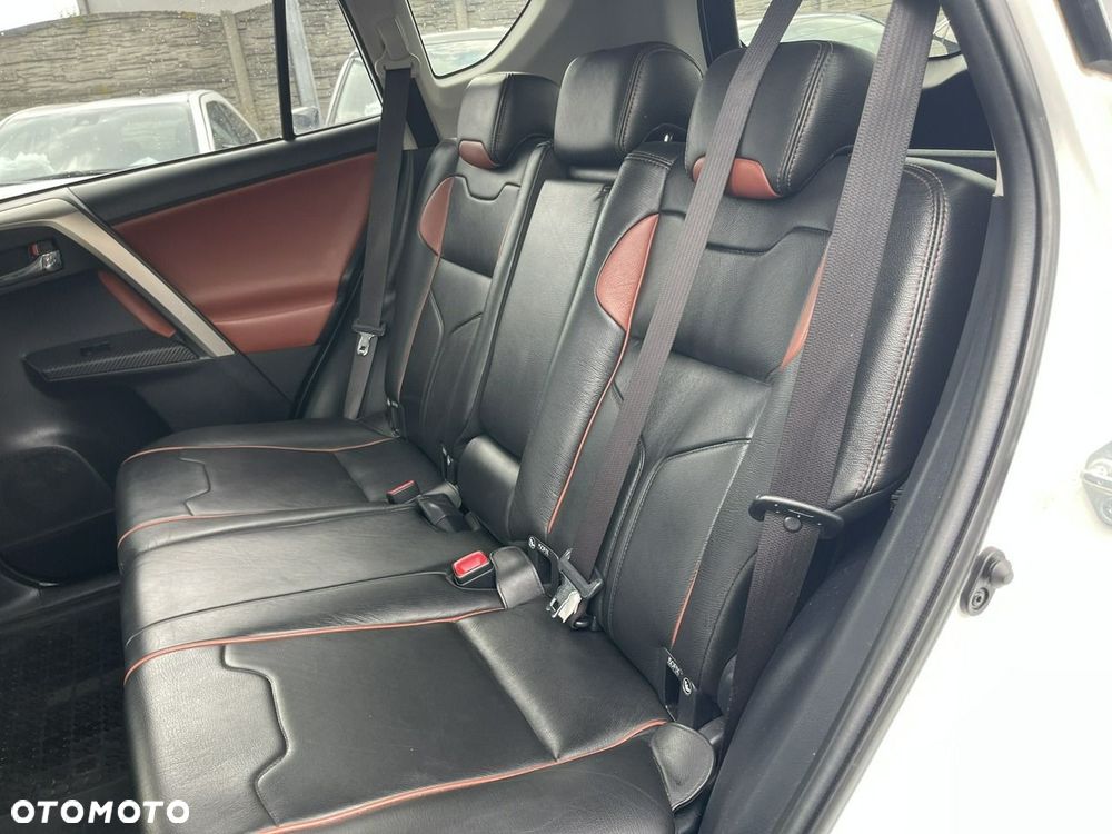 Toyota RAV4 2.0 D-4D 4x4 Executive - 11