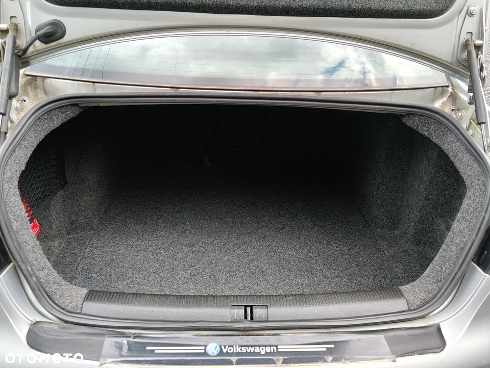 Volkswagen Jetta 1.4 TSI Highline - 20