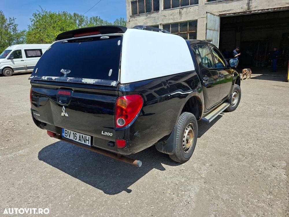 Mitsubishi L200 - 3