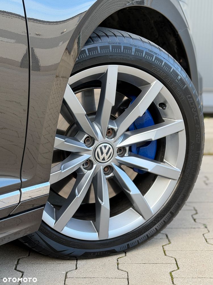 Volkswagen Passat 2.0 TDI Bi-Turbo BMT 4Mot Highline DSG - 37