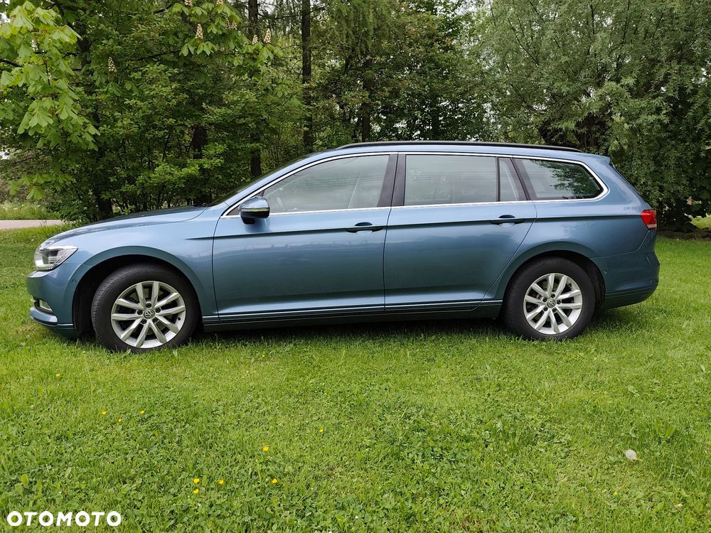 Volkswagen Passat - 8