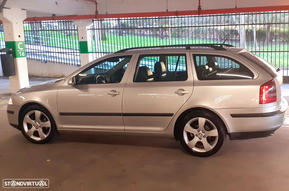 Skoda Octavia Break 2.0 TDI Elegance - 1