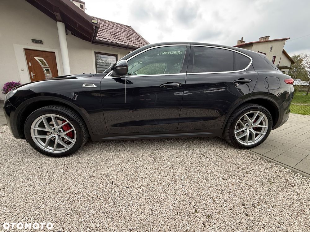 Alfa Romeo Stelvio - 5