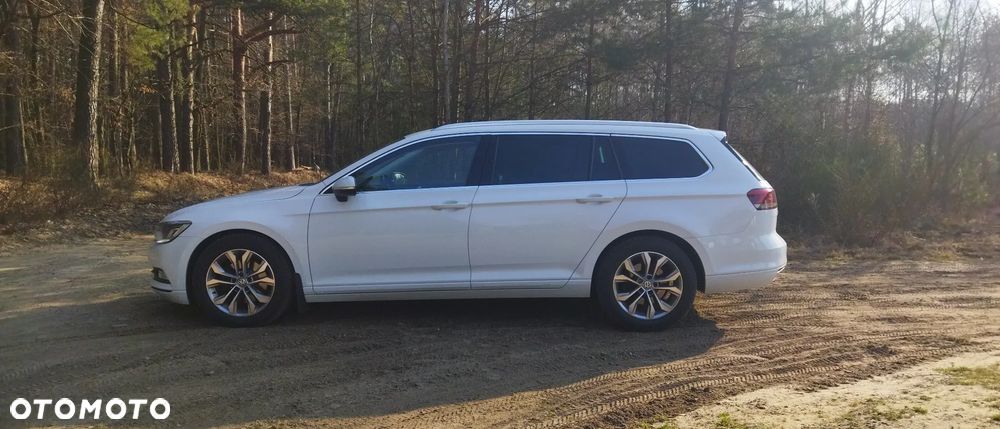 Volkswagen Passat - 22