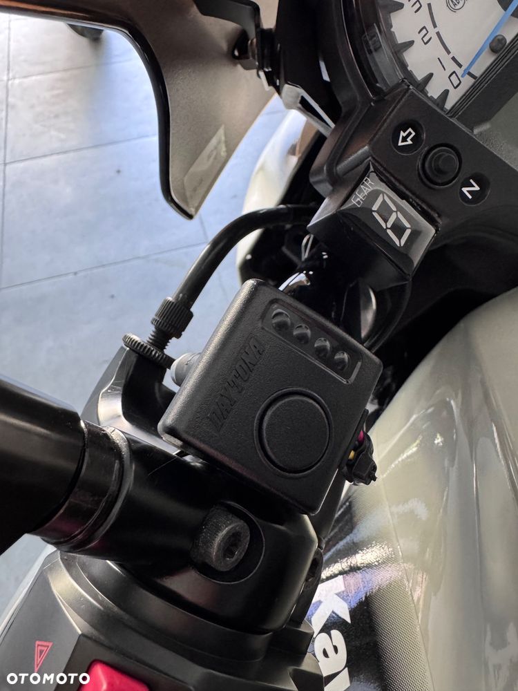 Kawasaki ER - 6