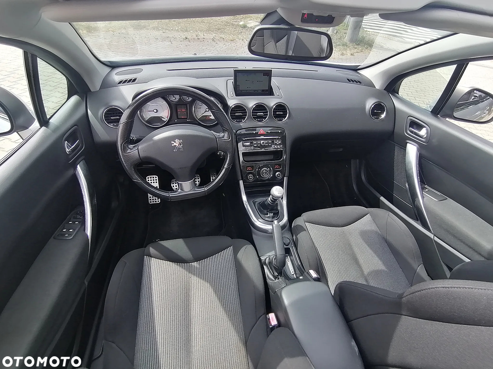 Peugeot 308 CC HDi FAP 140 Platinum - 17
