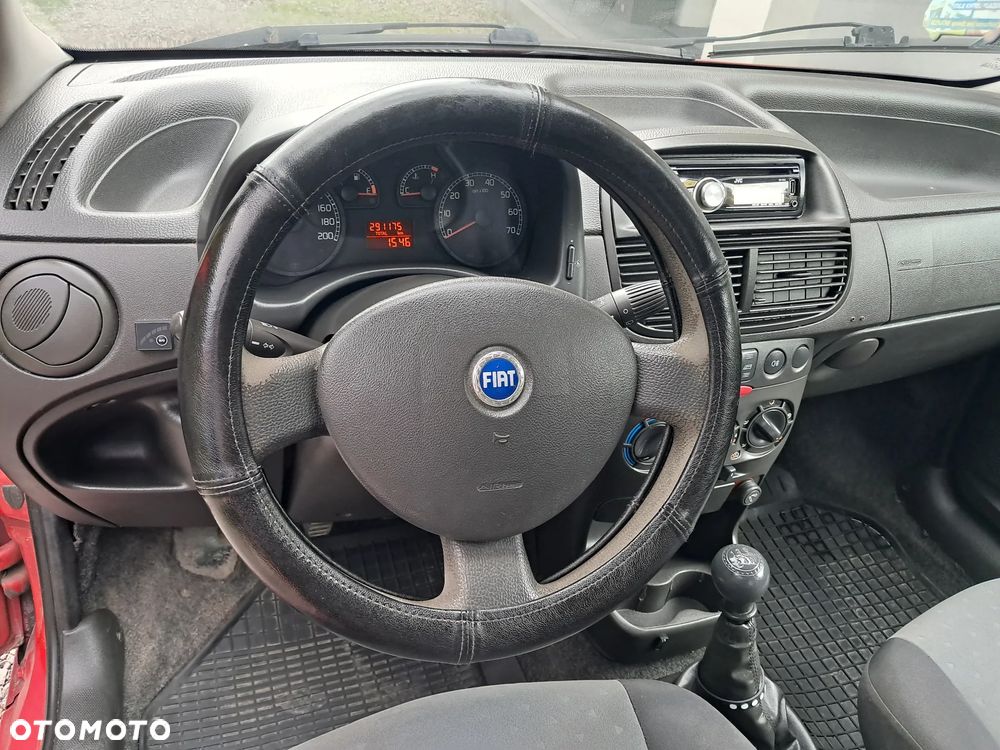 Fiat Punto 1.2 8V - 9
