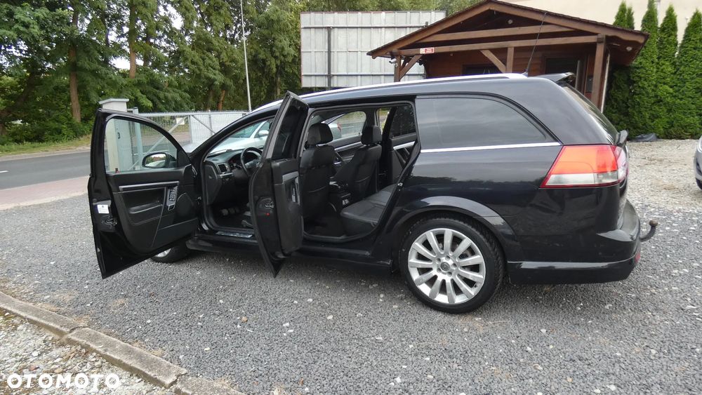 Opel Vectra 1.9 CDTI Cosmo - 17