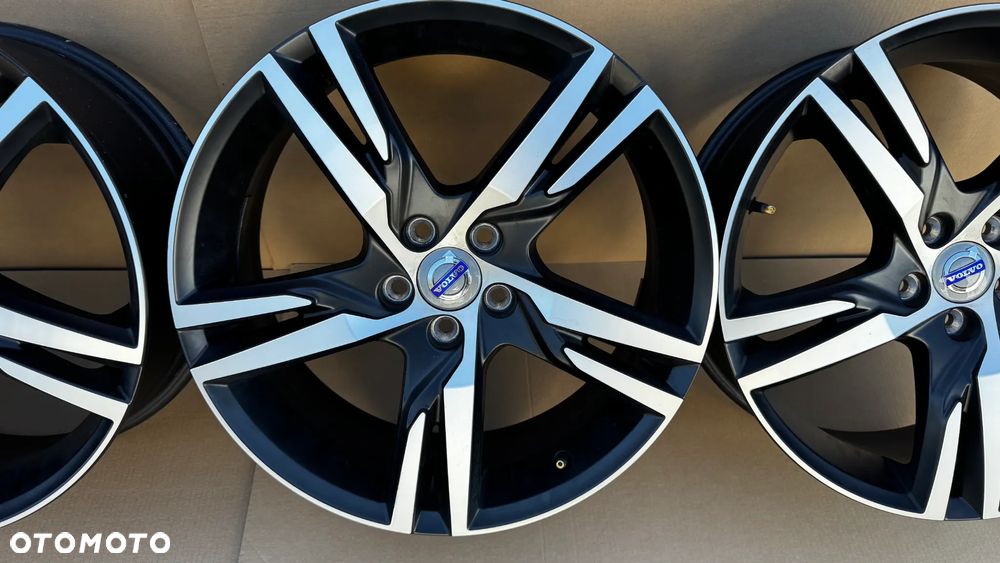 ALUFELGI  FELGI ALUMINIOWE VOLVO XC60 II V60 S60 R DESIGN 7,5x19 ET50,5 - 6