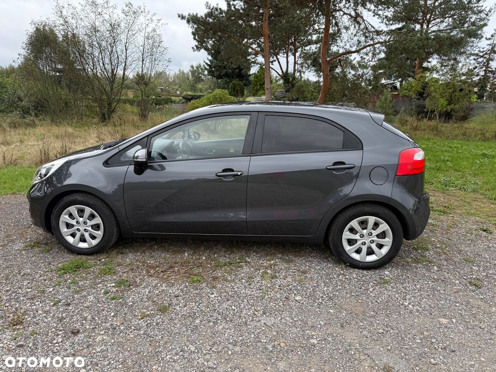 Kia Rio 1.2 Dream-Team Edition - 11