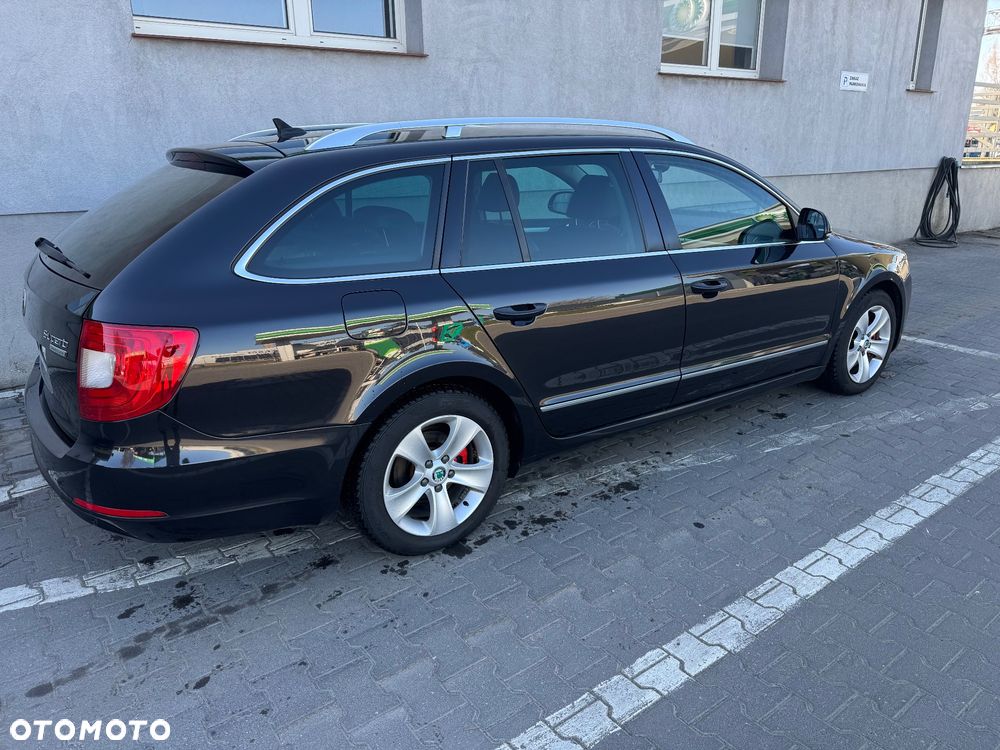 Skoda Superb 1.6 TDI Active Greenline - 40